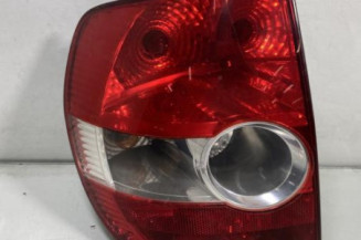 Feu arriere principal gauche (feux) VOLKSWAGEN FOX Photo n°1