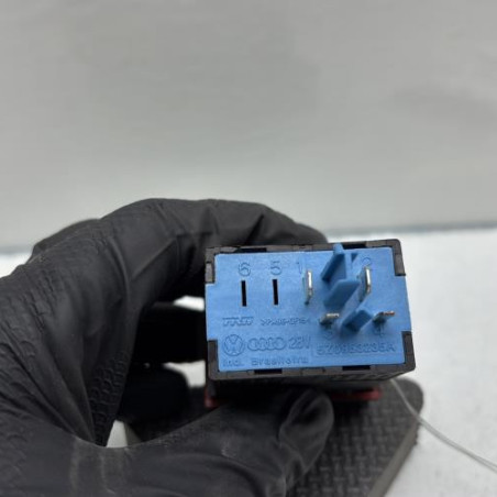 Bouton de warning VOLKSWAGEN FOX