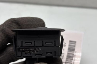 Interrupteur de leve vitre arriere gauche CITROEN C4 PICASSO 1