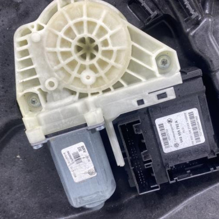 Leve vitre electrique avant droit VOLKSWAGEN GOLF 6