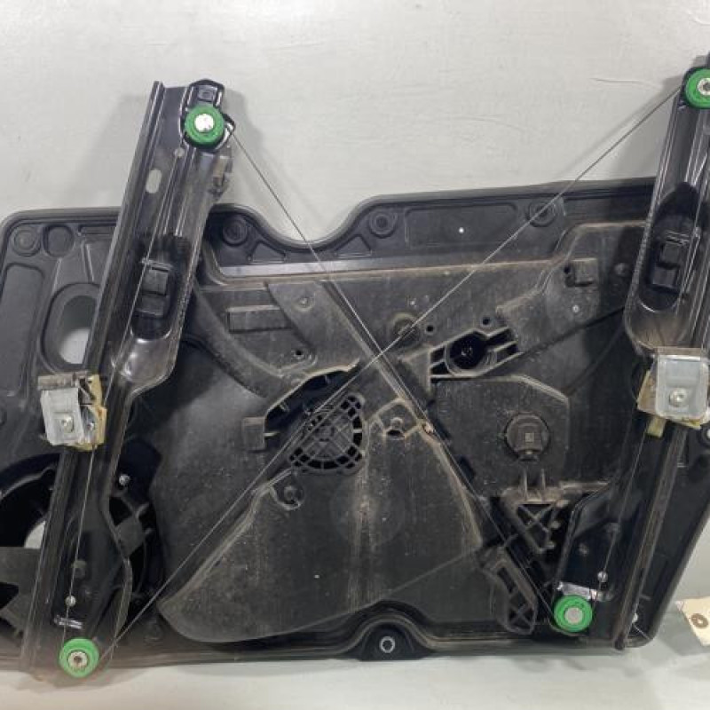 Leve vitre electrique avant gauche VOLKSWAGEN GOLF 6 Photo n°5