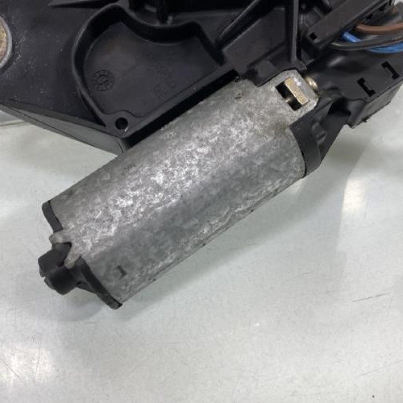 Moteur essuie glace arriere OPEL ASTRA G Photo n°2
