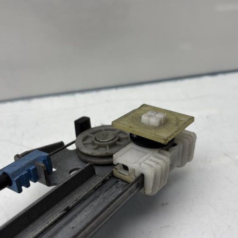 Leve vitre electrique avant droit CITROEN SAXO Photo n°7