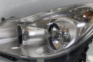 Optique avant principal gauche (feux)(phare) OPEL CORSA D Photo n°1
