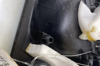 Poignee porte arriere gauche RENAULT CLIO 4