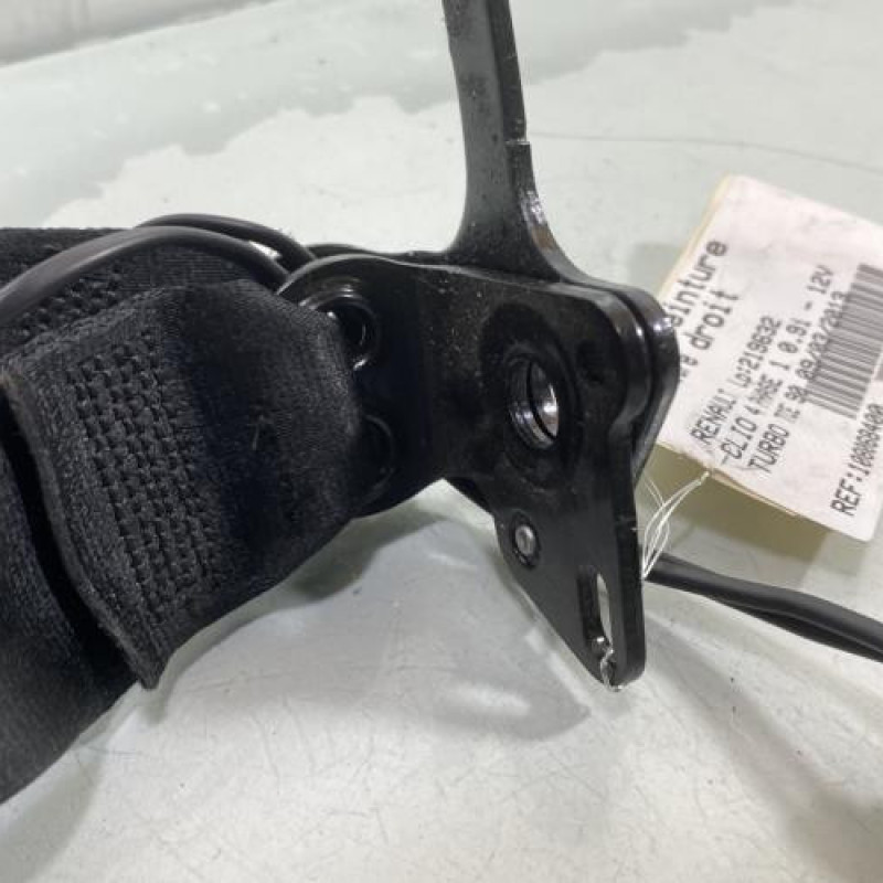 Attache ceinture arriere droit RENAULT CLIO 4 Photo n°3