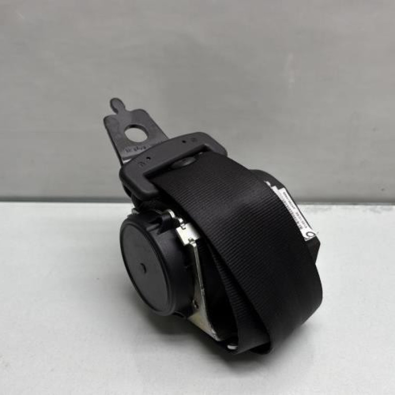 Ceinture arriere gauche RENAULT CLIO 4 Photo n°2