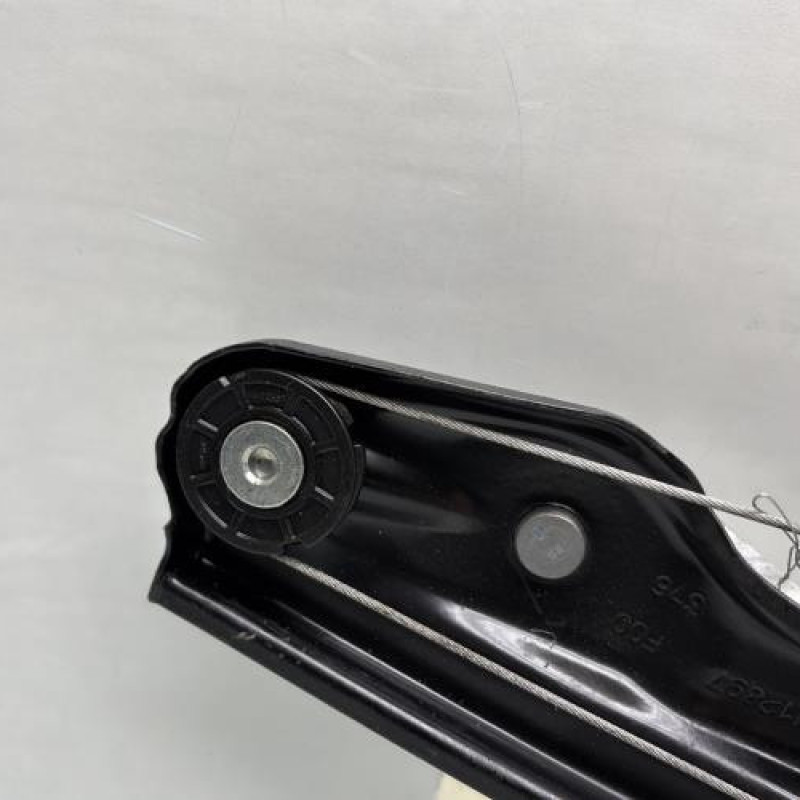 Leve vitre electrique arriere droit BMW SERIE 1 F20 Photo n°4