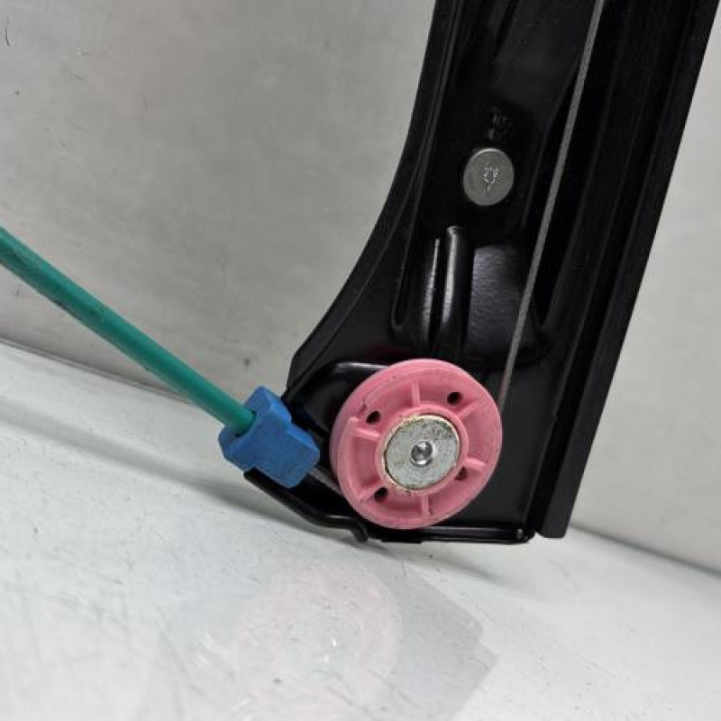 Leve vitre electrique avant droit BMW SERIE 1 F20 Photo n°4