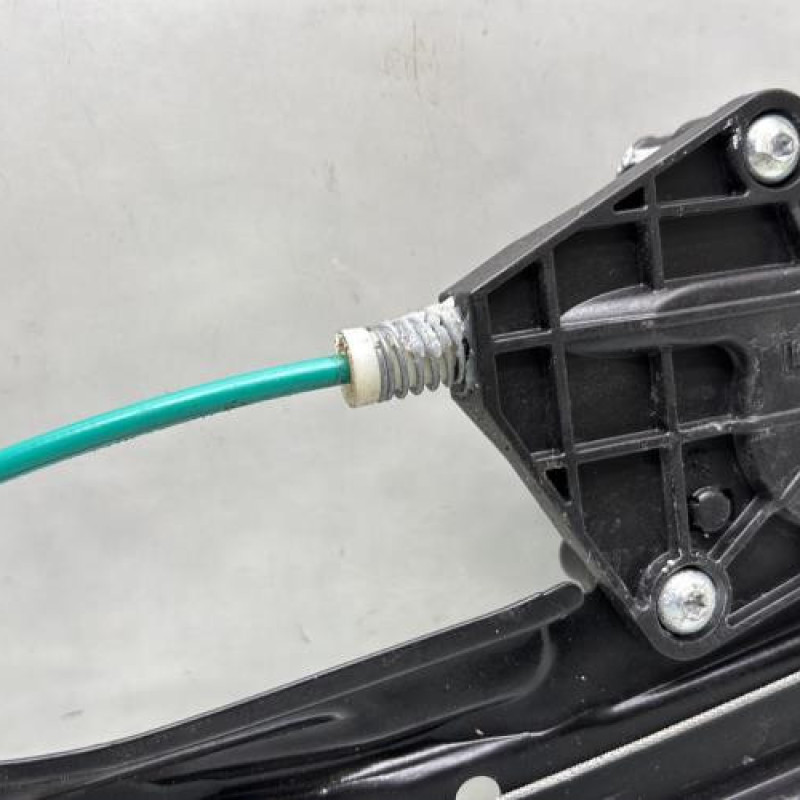 Leve vitre electrique avant gauche BMW SERIE 1 F20 Photo n°6