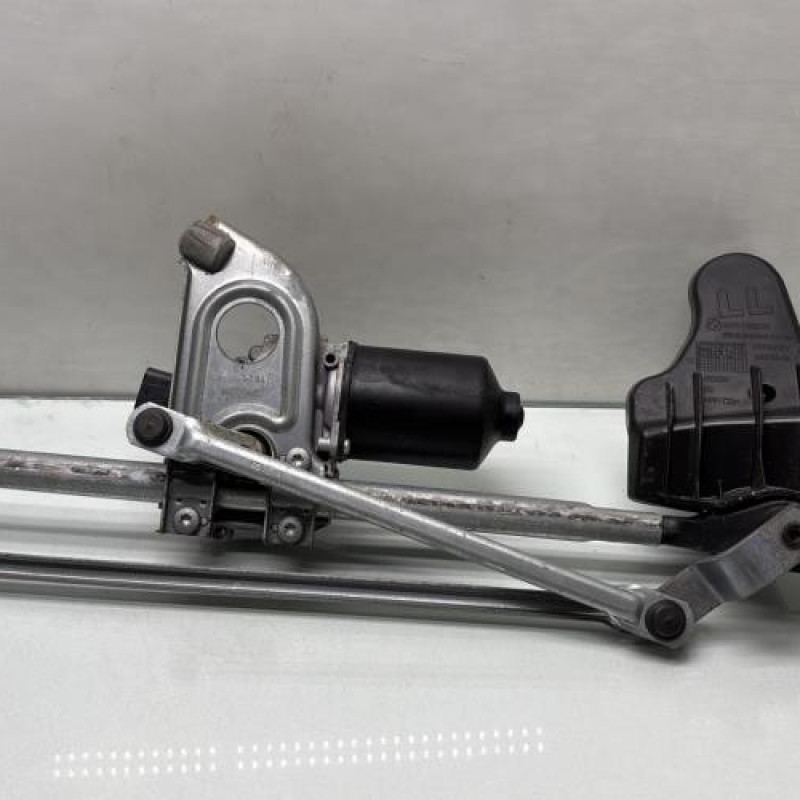 Moteur essuie glace avant BMW SERIE 1 F20 Photo n°4