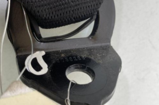 Attache ceinture arriere droit RENAULT TWINGO 2