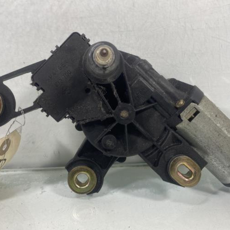 Moteur essuie glace arriere AUDI A3 2 Photo n°3