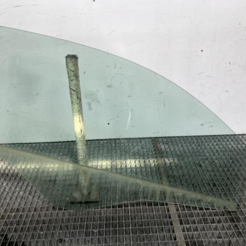 Vitre avant gauche FIAT 500 2 Photo n°5