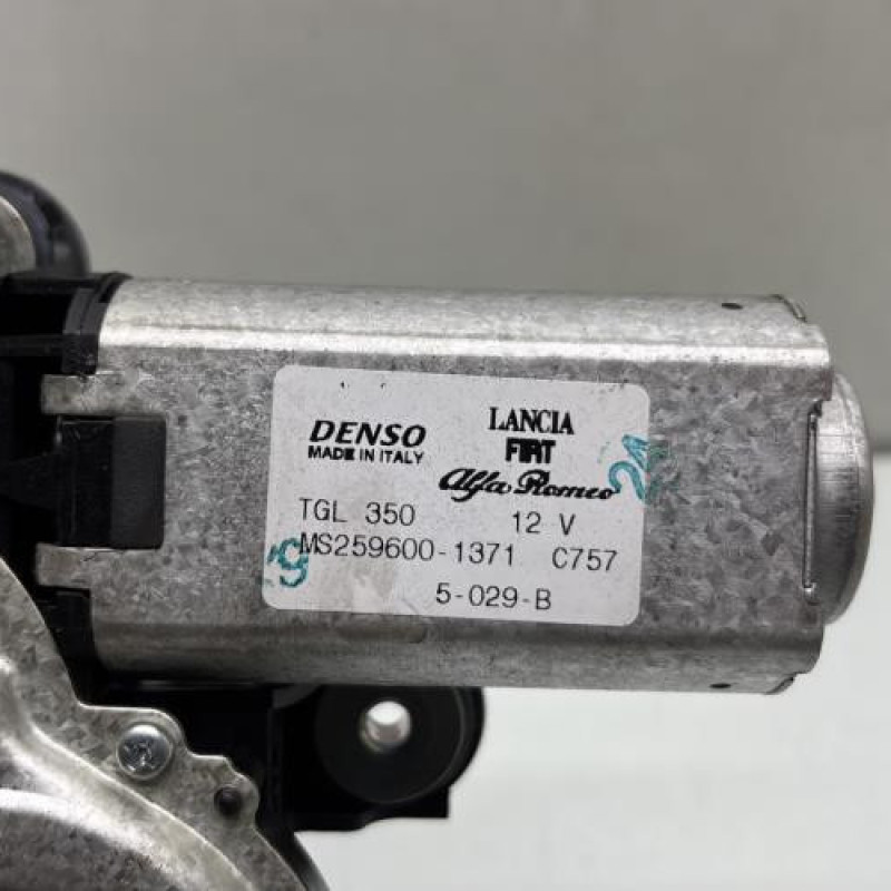 Moteur essuie glace arriere FIAT 500 2 Photo n°3