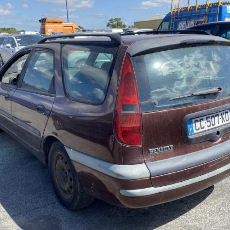 Serrure avant droit RENAULT LAGUNA 1 Photo n°8