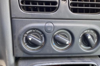 Leve vitre electrique avant gauche RENAULT LAGUNA 1