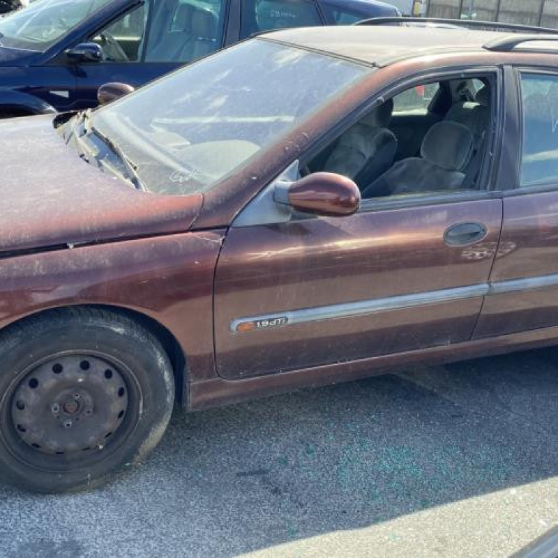 Serrure avant droit RENAULT LAGUNA 1 Photo n°10