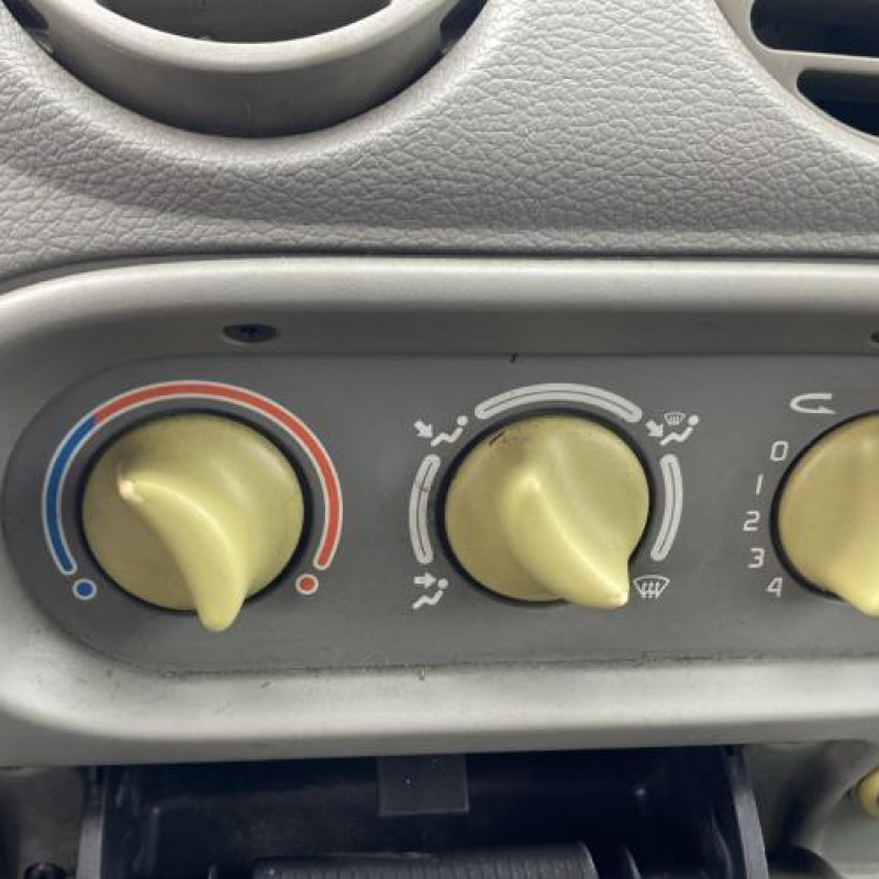 Bras essuie glace arriere RENAULT TWINGO 1 Photo n°18