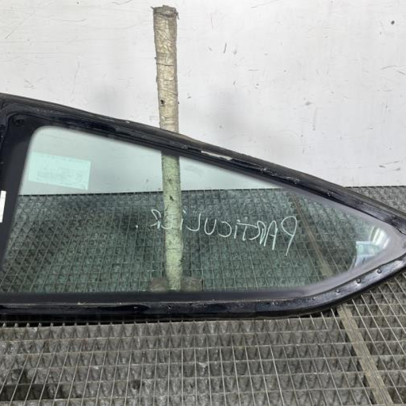 Custode arriere droit FORD FIESTA 6 Photo n°4