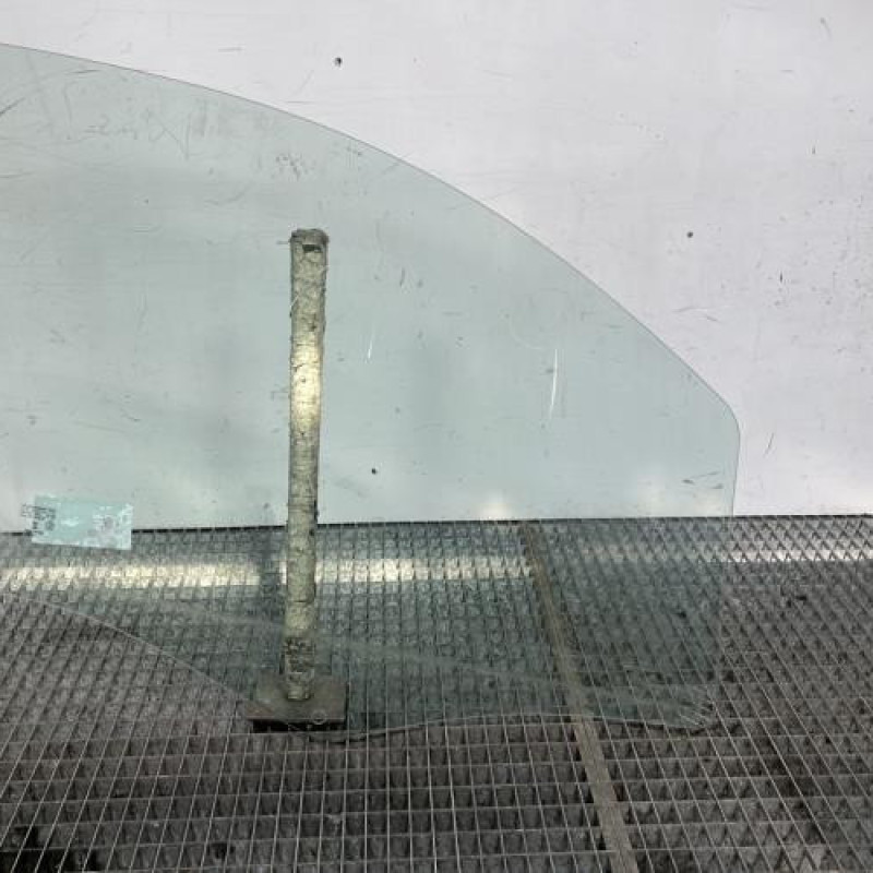 Vitre avant gauche CITROEN NEMO Photo n°4