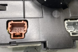 Com (Bloc Contacteur Tournant+Commodo Essuie Glace+Commodo Phare) CITROEN C3 1