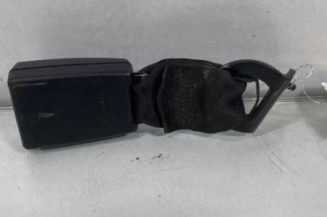 Attache ceinture arriere droit RENAULT TWINGO 2