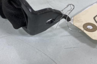 Attache ceinture arriere droit RENAULT TWINGO 2