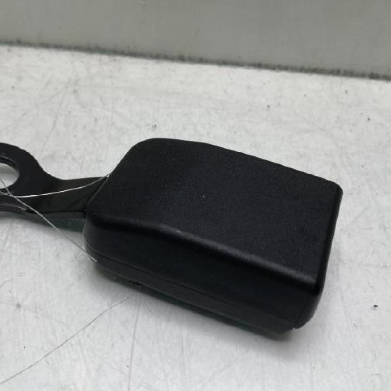 Attache ceinture avant droit DACIA SANDERO 1 Photo n°1