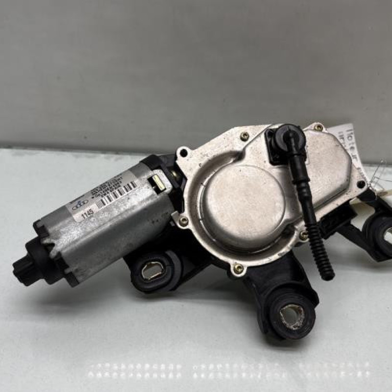 Moteur essuie glace arriere AUDI A3 2 Photo n°2
