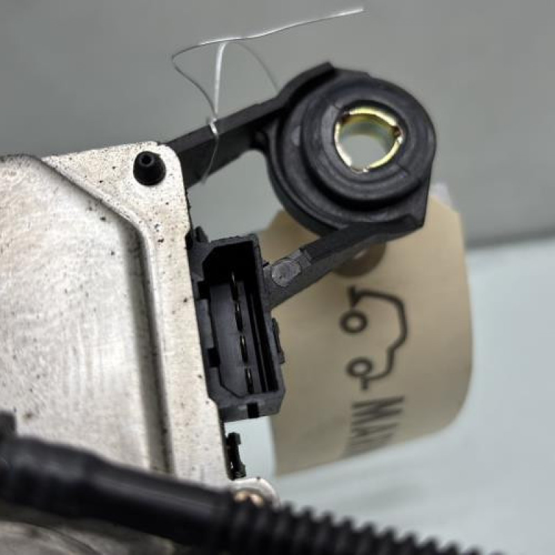 Moteur essuie glace arriere AUDI A3 2 Photo n°4