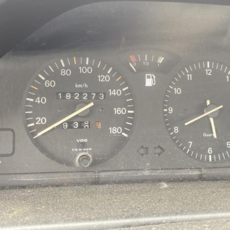 Retroviseur interieur PEUGEOT 106 Photo n°20