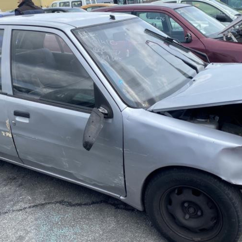 Serrure avant droit PEUGEOT 106 Photo n°9