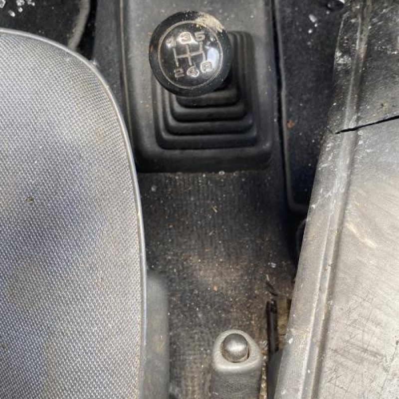 Serrure avant droit PEUGEOT 106 Photo n°18