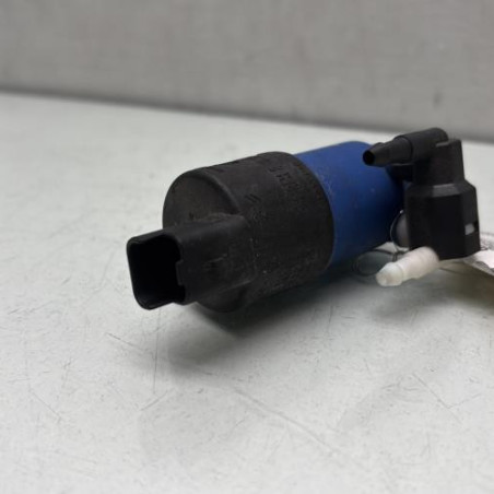 Pompe lave glace avant RENAULT TWINGO 3 Photo n°1