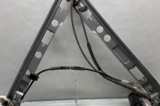 Leve vitre electrique avant gauche RENAULT MEGANE 2 Photo n°1