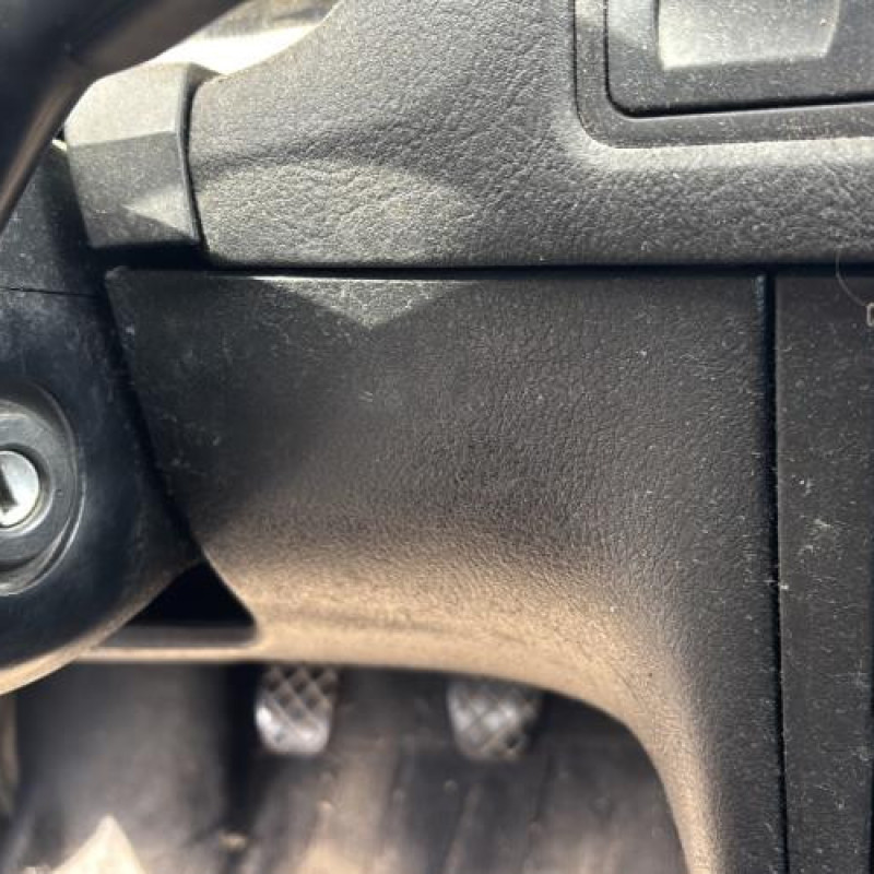Moteur essuie glace arriere VOLKSWAGEN GOLF 4 Photo n°20