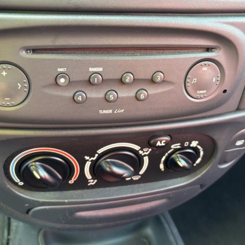 Compteur RENAULT MEGANE 1 Photo n°20