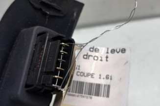 Interrupteur de leve vitre avant droit RENAULT MEGANE 1