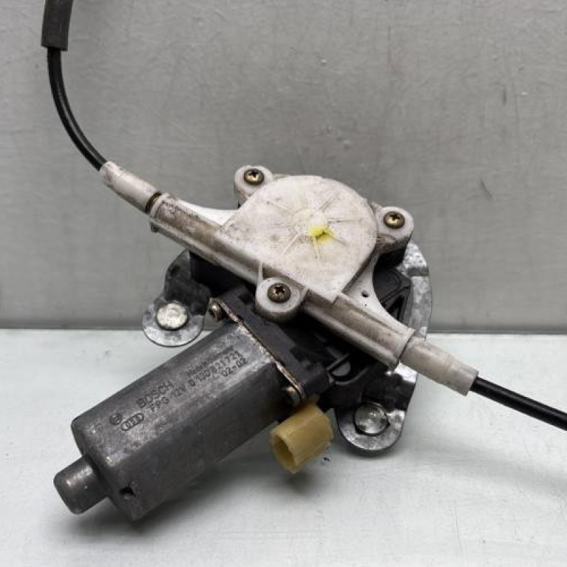 Leve vitre electrique avant droit RENAULT MEGANE 1 Photo n°4