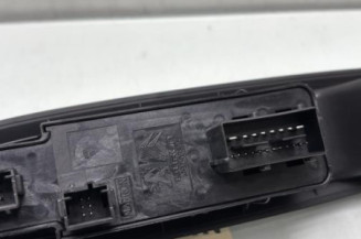 Interrupteur de leve vitre avant gauche CITROEN C4 2