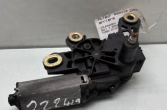 Moteur essuie glace arriere VOLKSWAGEN GOLF 4 Photo n°1
