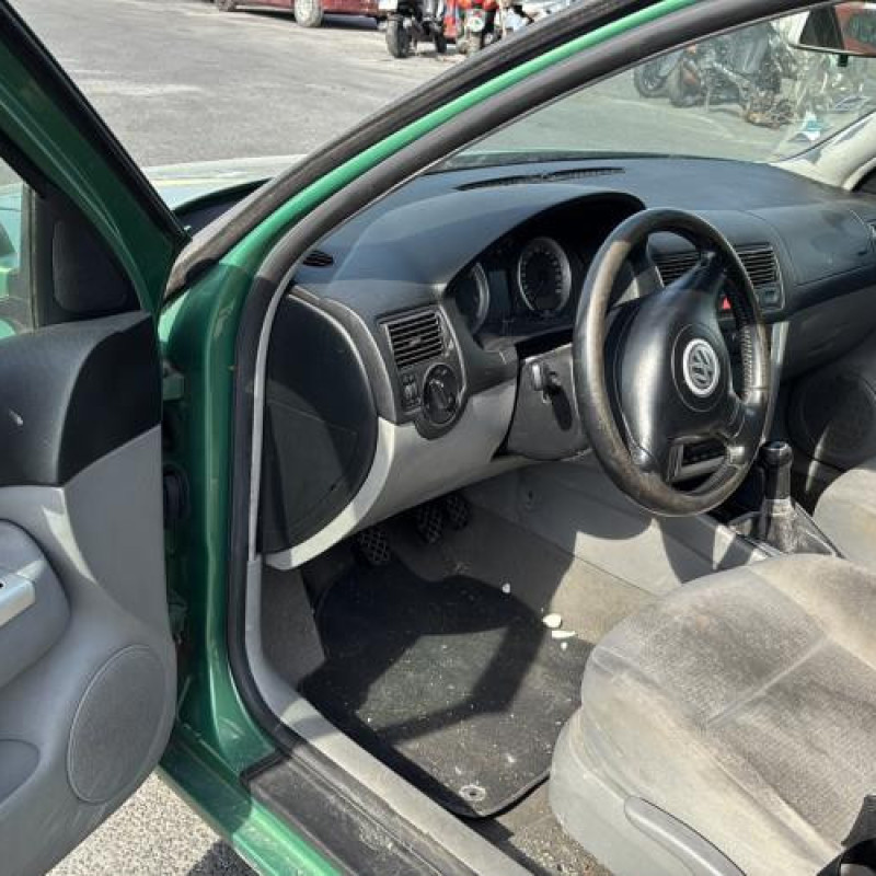 Moteur essuie glace arriere VOLKSWAGEN GOLF 4 Photo n°13