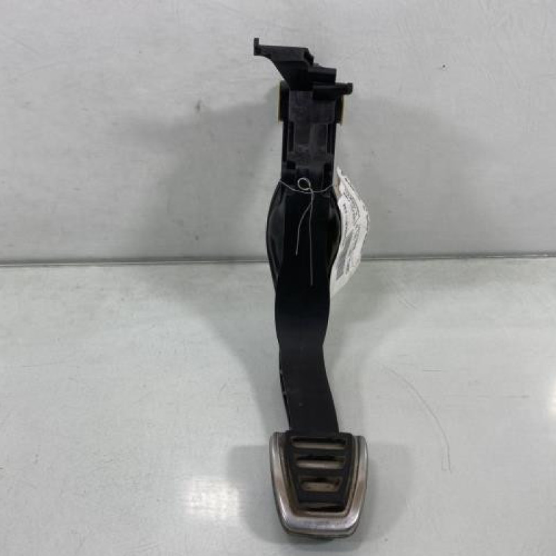 Pedale d'embrayage VOLKSWAGEN TOURAN 3 Photo n°1