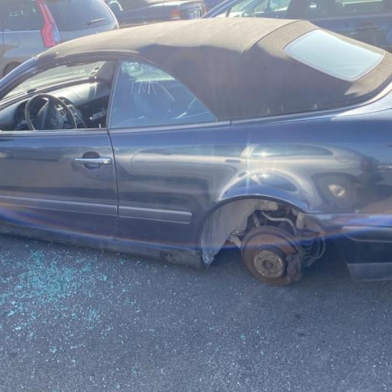 Feu arriere principal droit (feux) MERCEDES CLASSE CLK 208 Photo n°11