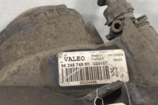 Optique avant principal droit (feux)(phare) PEUGEOT 106