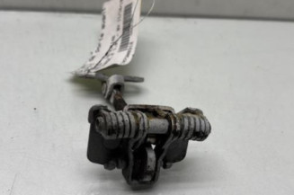 Arret de porte avant droit PEUGEOT 106