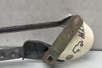 Moteur essuie glace avant PEUGEOT 106