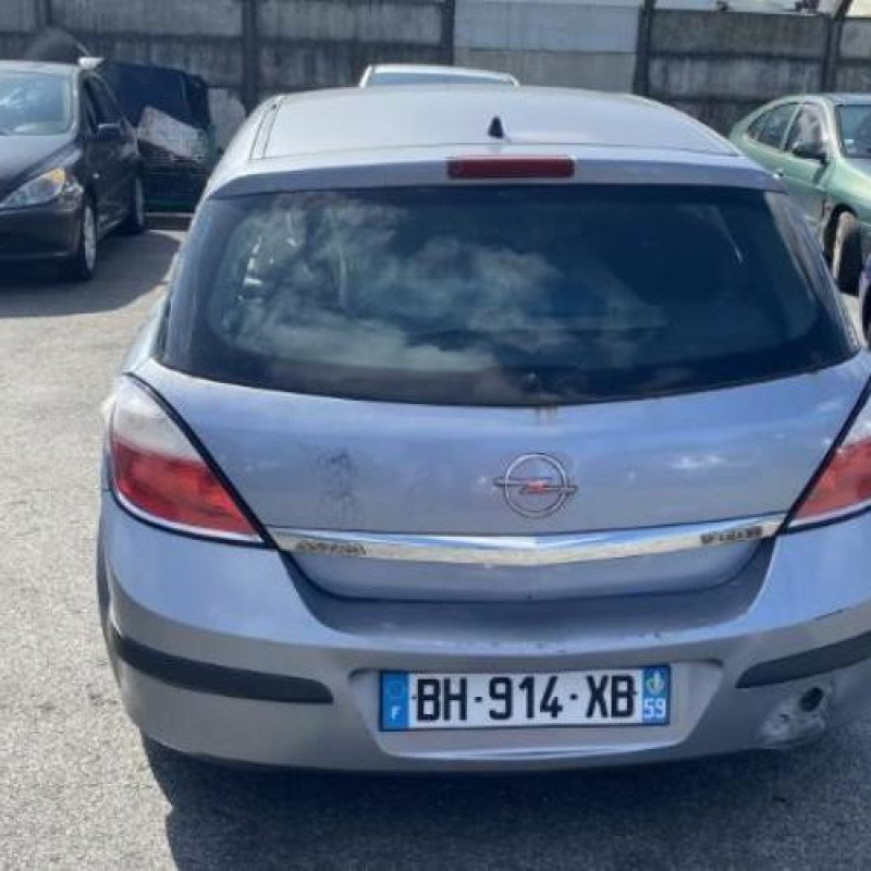 Serrure arriere gauche OPEL ASTRA H Photo n°5