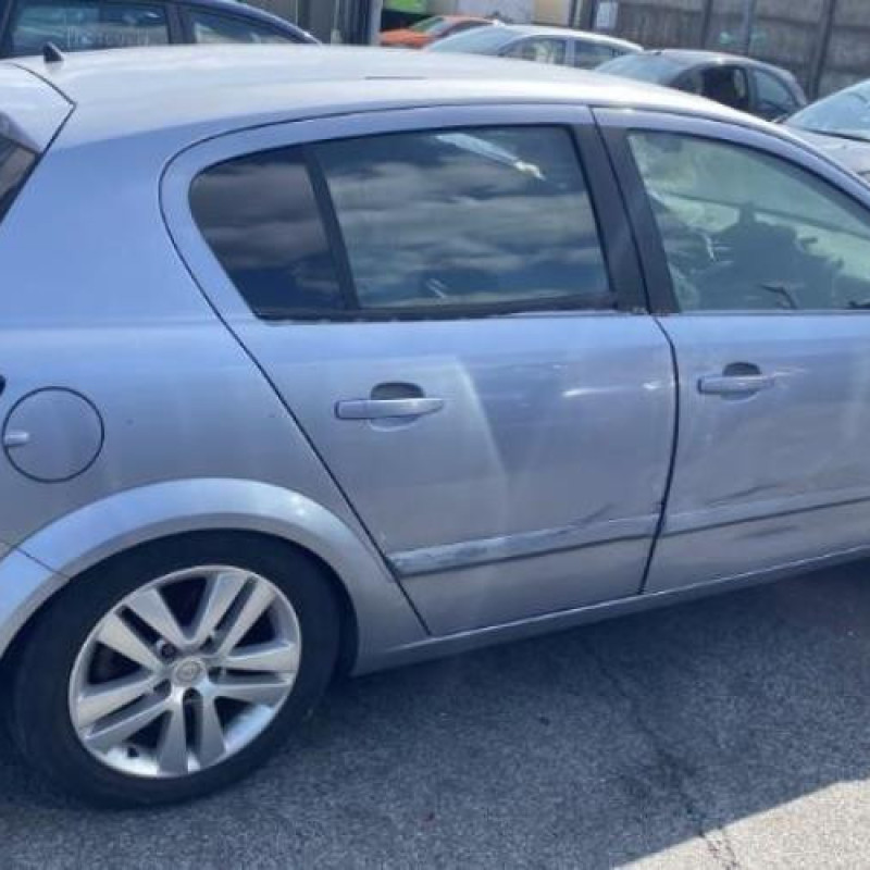 Serrure arriere gauche OPEL ASTRA H Photo n°13